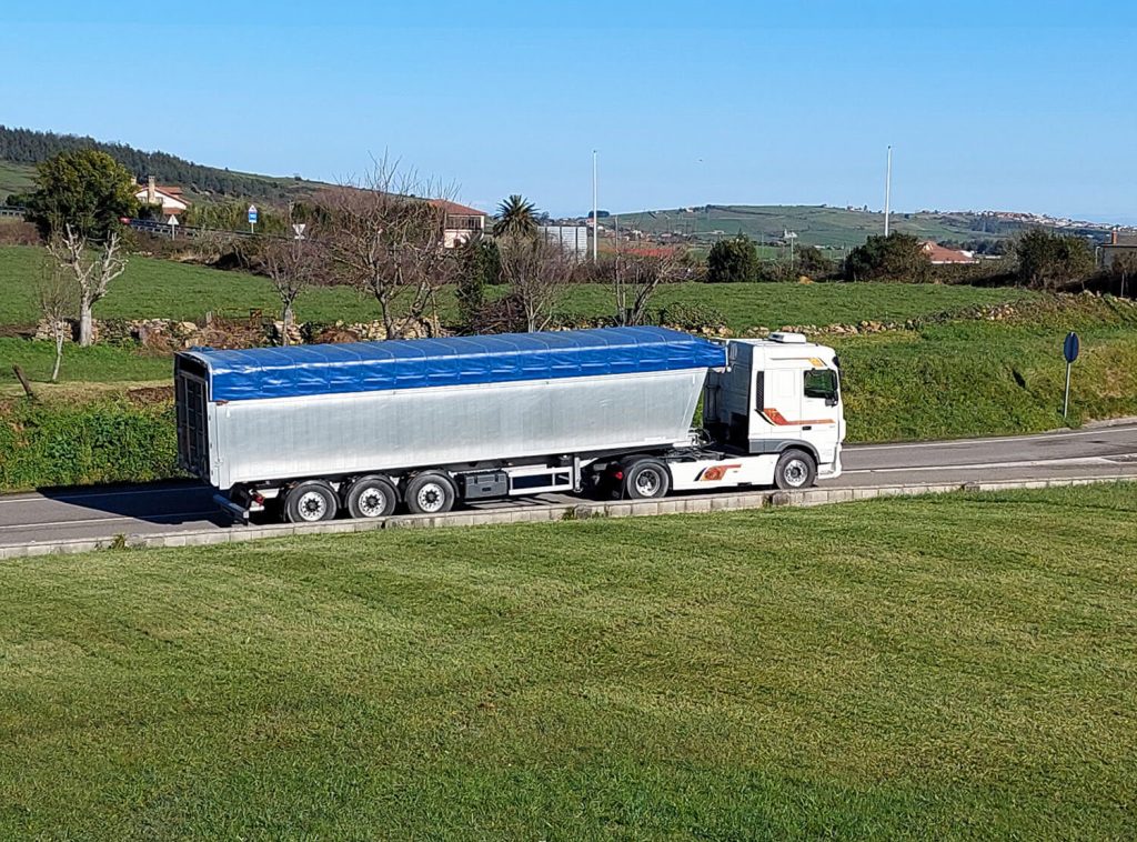 Transportes Lavin Fernandez foto 03